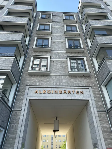 Wohnen mit Charakter: 2-Zimmer-Wohnung in Schöneberg — photo 1